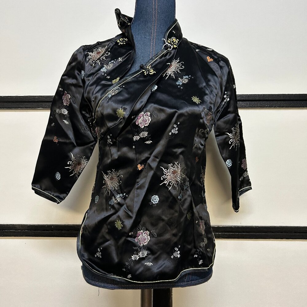 Traditional Chinese Brocade Top with zip & snaps, Black w/Flowers, Size 34 (XS)